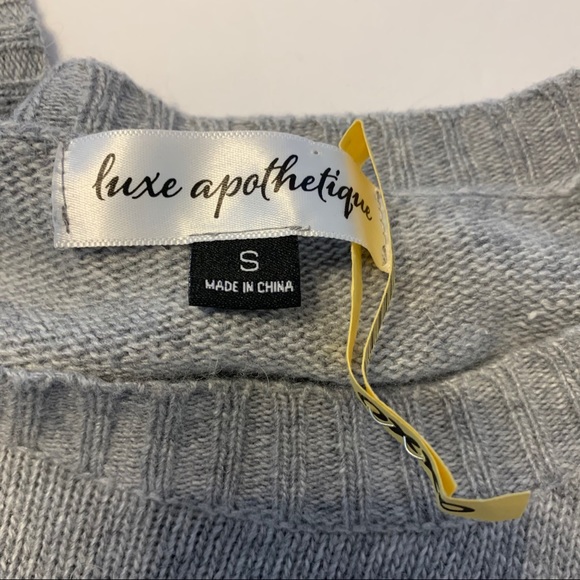 LUXE APOTHETIQUE Bell Sleeve Crewneck Sweater Gray Size Small - Picture 5 of 5